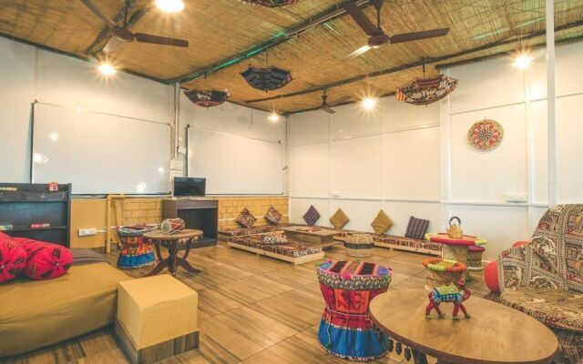 Hide-In Udaipur - Hostel