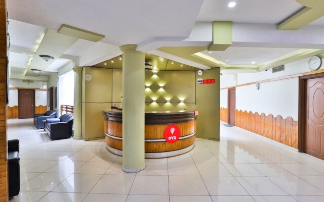OYO 19637 Hotel Mansi Sherotene