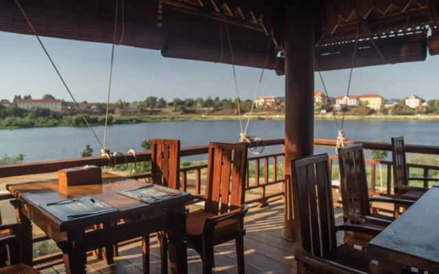 Terres Rouges Lodge