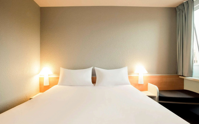 ibis Paris Gennevilliers
