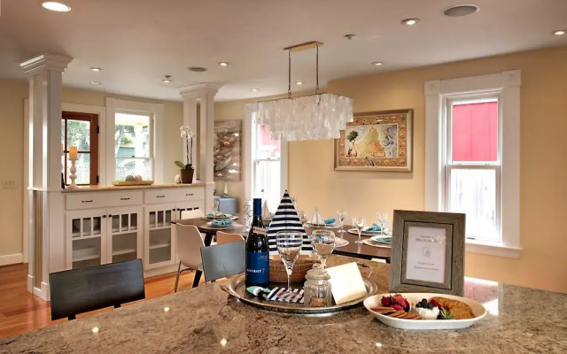 3715 Bliss by the Sea