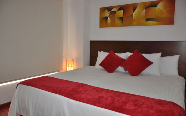 Apartasuites Plaza Modelia