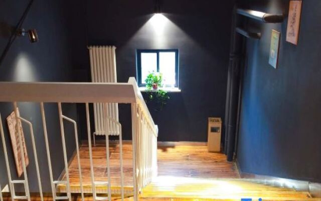 Yoyo Hotel