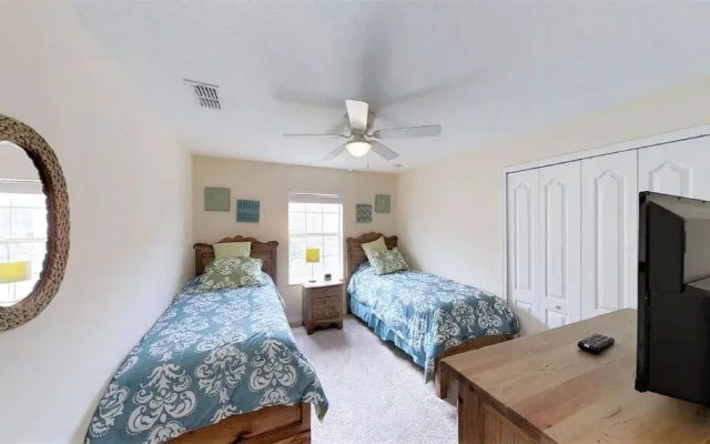 Paradise Palms 3073