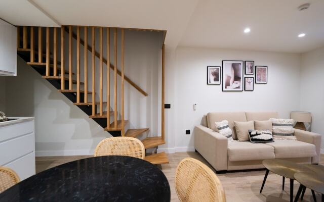 Apartamentos Málaga Premium - Calle San Telmo Thyssen Museum