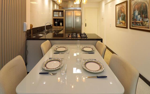 Excelente apto em condomínio frente mar - BX01I