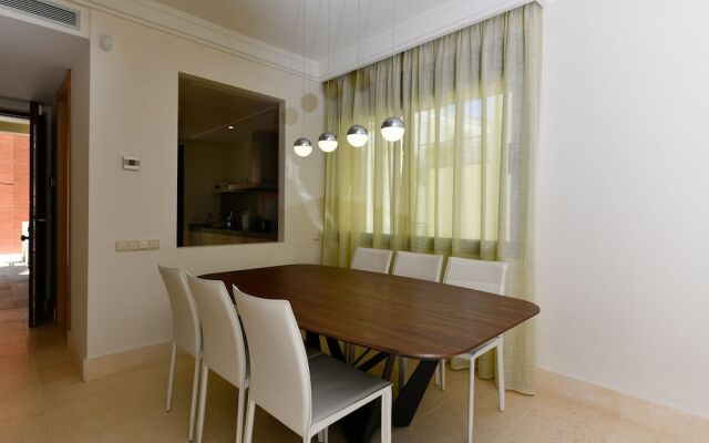 Monteros Hill Club Marbella Canovas (VC)