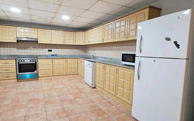 Al Faris Suite 2