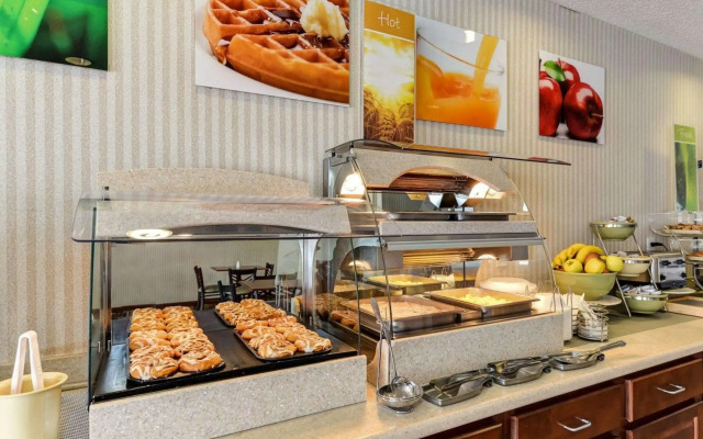 Quality Inn Spring Mills - Martinsburg North