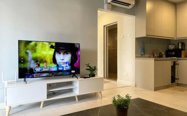 The Embassy Row 206 Apartments