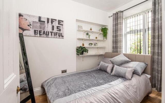 1 Bed Central Garden Apartment