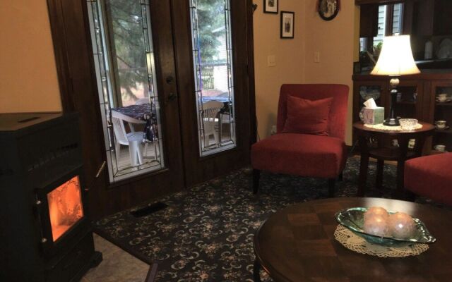 Black River Inn Bed and Breakfast