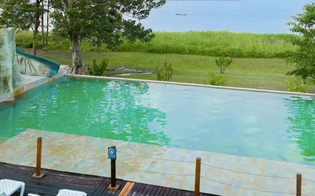 Hotel On Vacation Amazon