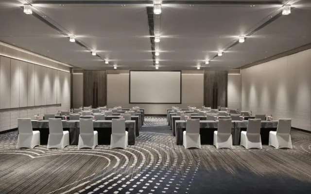 Crowne Plaza Wuhan Optics Valley by IHG