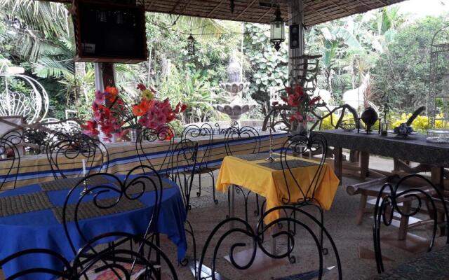 Relaxing Garden Resort