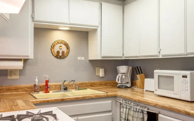 SoCal Vacations - Village Inn