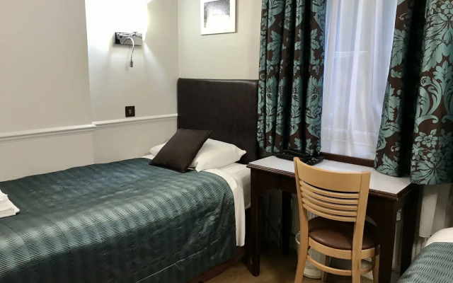 Rhodes Hotel