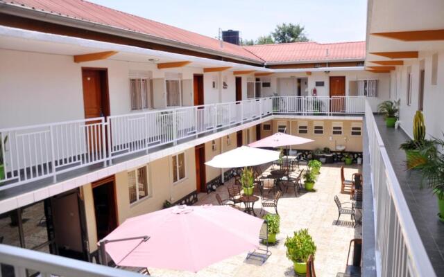 Sandton Hotel Kasese