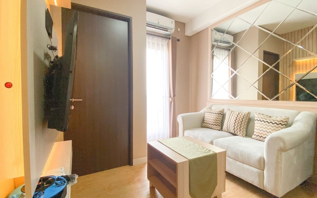 Comfort And Cozy Living 2Br Apartment At Transpark Cibubur