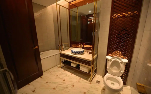 Jingcui Huanyi Hotel