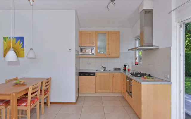 Bungalow Near Veerse Meer & Beach