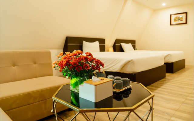 Rio Hotel