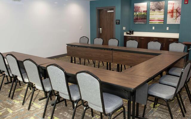 Hampton Inn & Suites Dundee