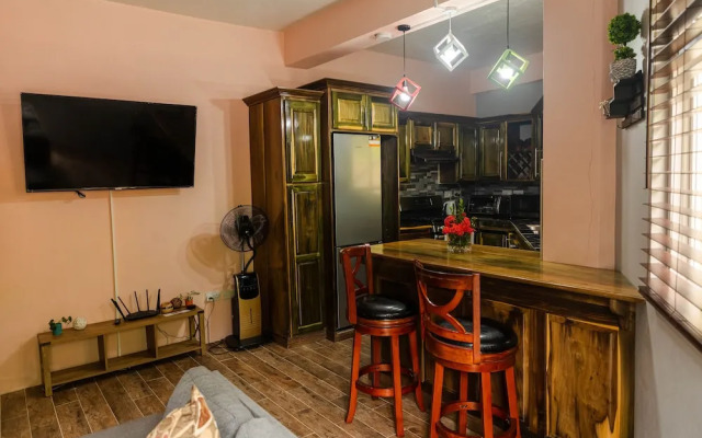 Topaz Apartment Villa - Mountain View