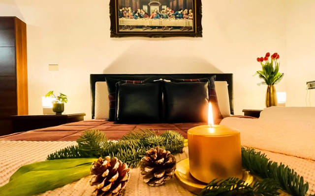 Trevi Fountain Luxury Guest House