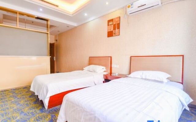 Xixia Chaoyue Business Hotel