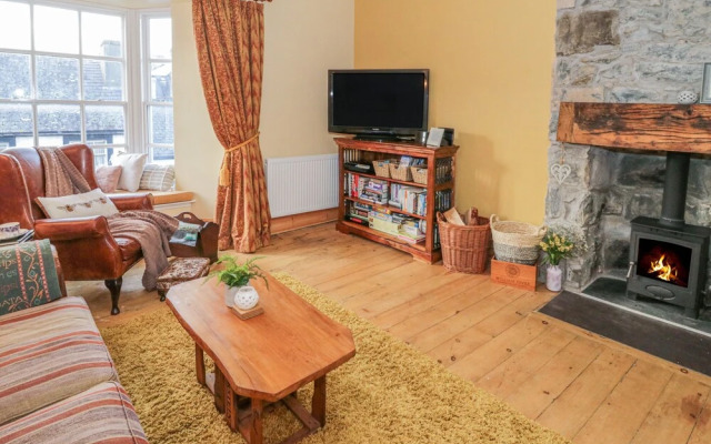 Castle Apartment