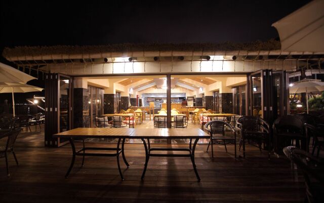 Hansan Marina Hotel & Resort