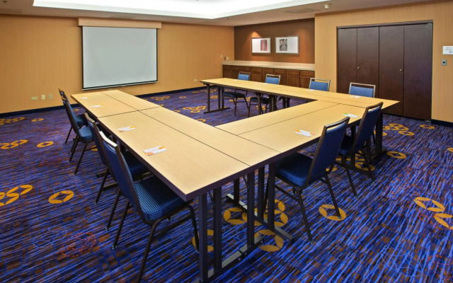 Courtyard by Marriott Chicago Midway Airport
