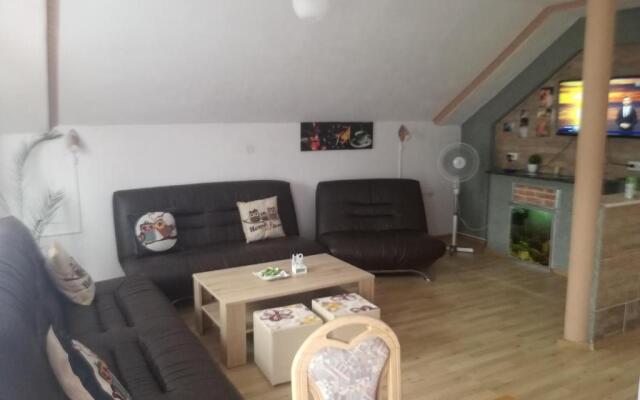 Apartman Denis Una