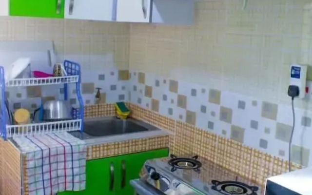 Lux Suites Nataliz Apartments Utawala