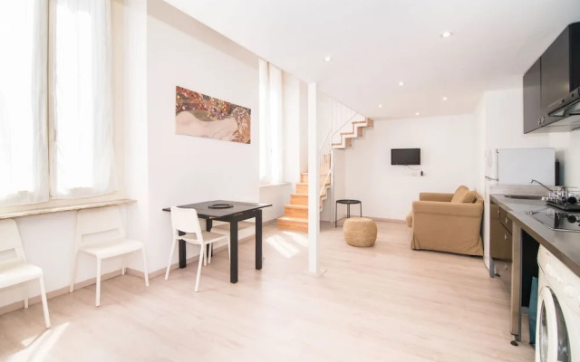 Parco del Valentino Cozy Apartment