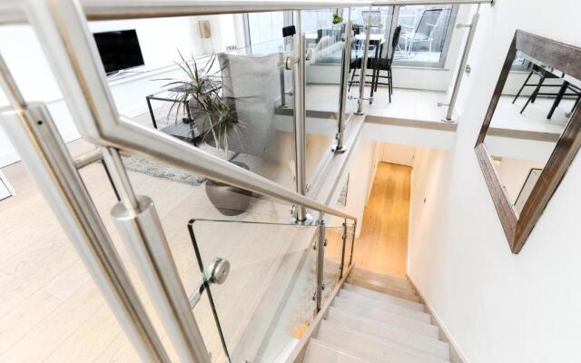 Trafalgar Square Apartments