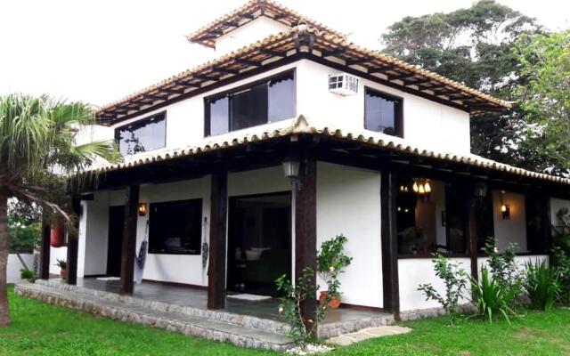 Buzios, Casa Com Churrasqueira E Piscina