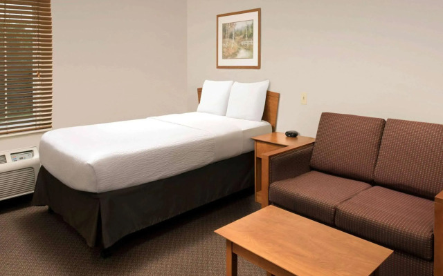 WoodSpring Suites Spartanburg - Duncan