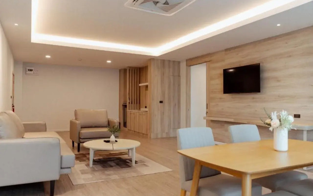 RUS Hotel&Convention