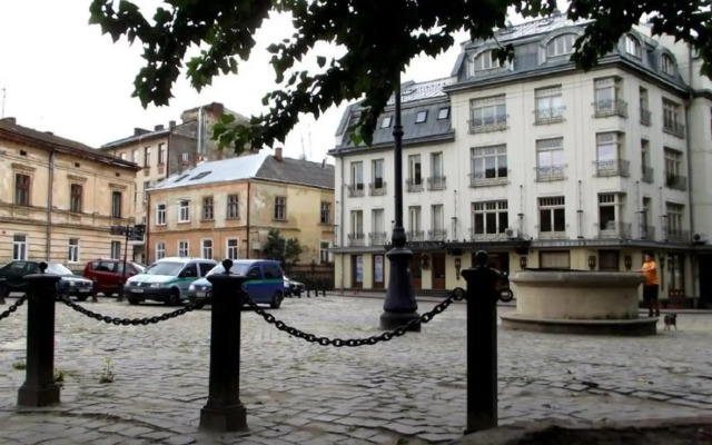 Mini-Smart economy apartment on Saint Teodor 5