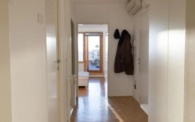Bright Penthaus Apartement, with a wonderful view