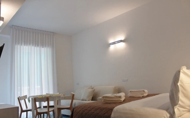 Divina Holiday - Rooms