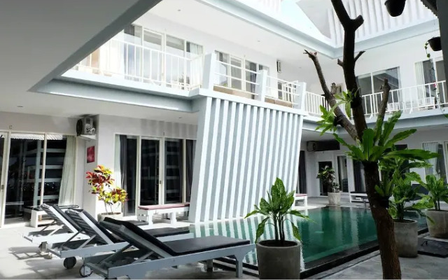 MH Hotel Seminyak