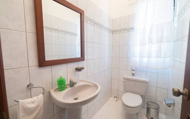 Casati Golden House, Great Pool & Garden!