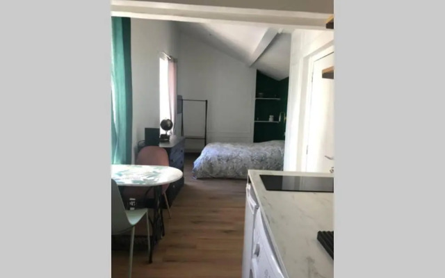 Studio sous les toits