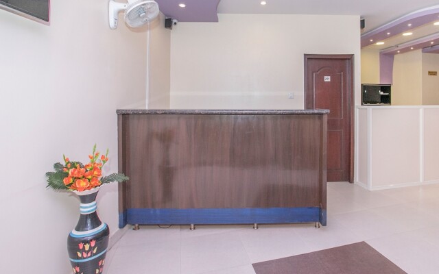 FabHotel Khushi Comforts