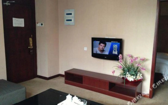 Yufeng Business Hotel
