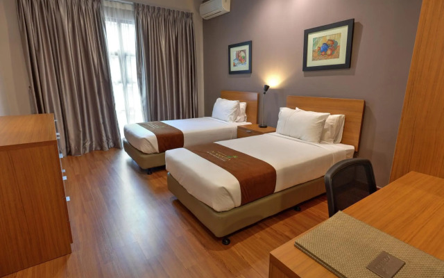 Acappella Suite Hotel