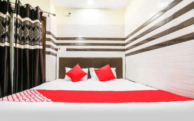 Starlight Hotel by OYO Rooms